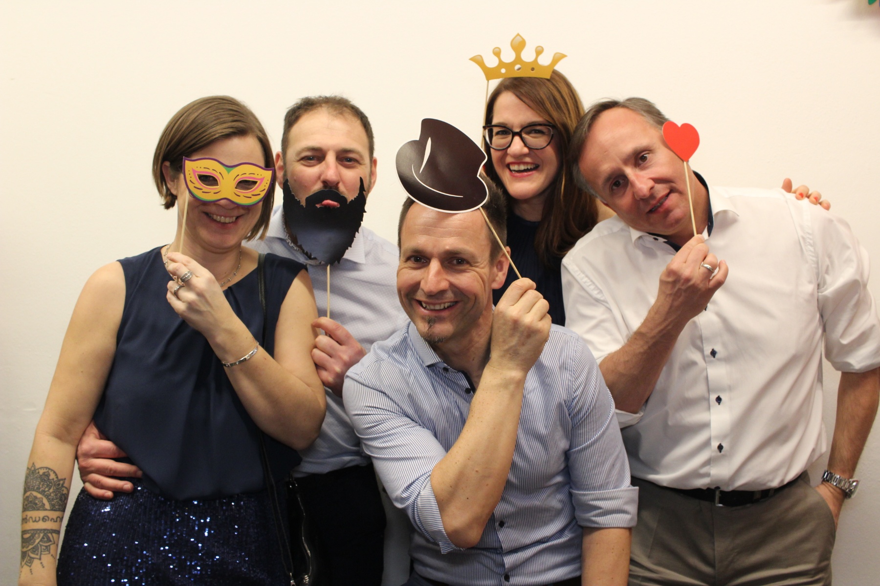 dtb2469297_B0426BB-FB_BD302218_136_1