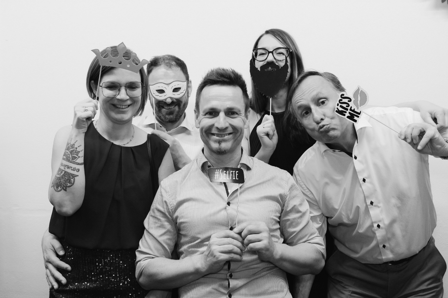 dtb2469297_B0426BB-FB_BD302218_137_1