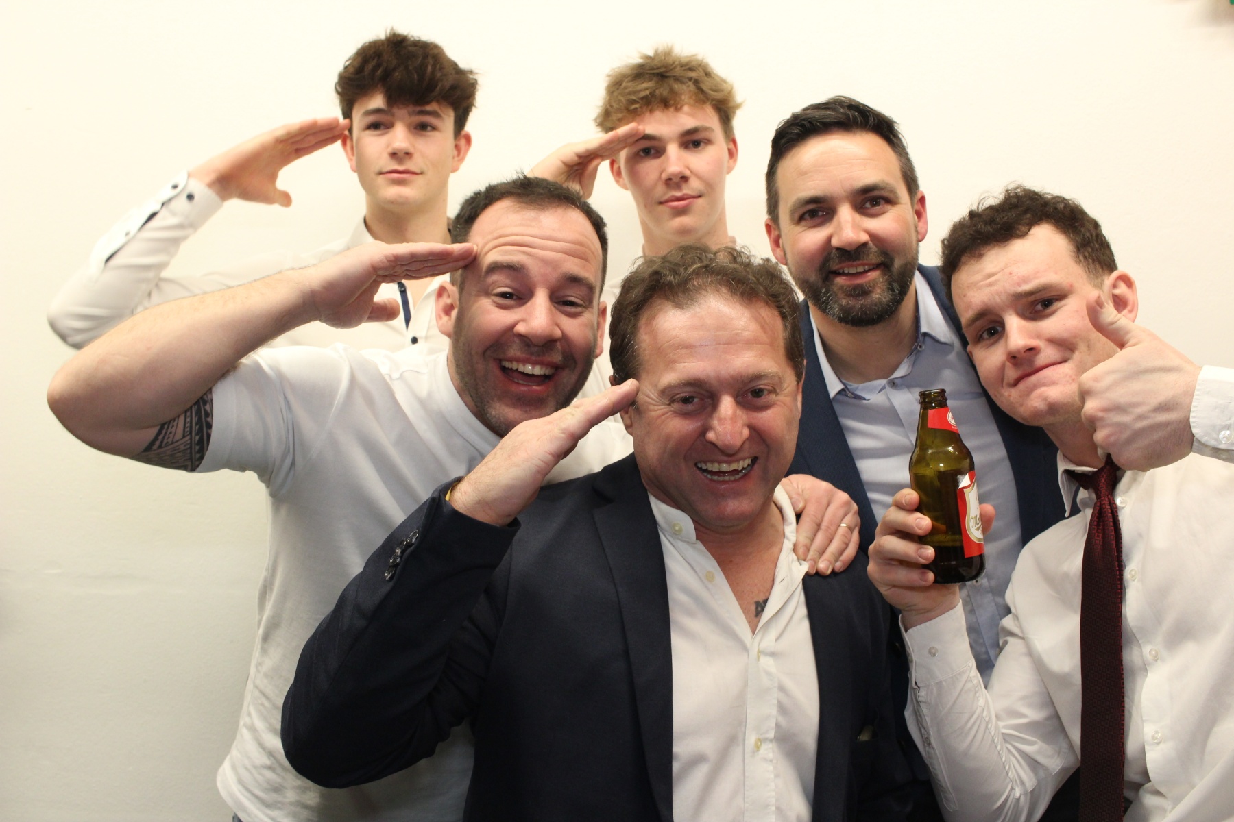 dtb2469297_B0426BB-FB_BD302218_142_1