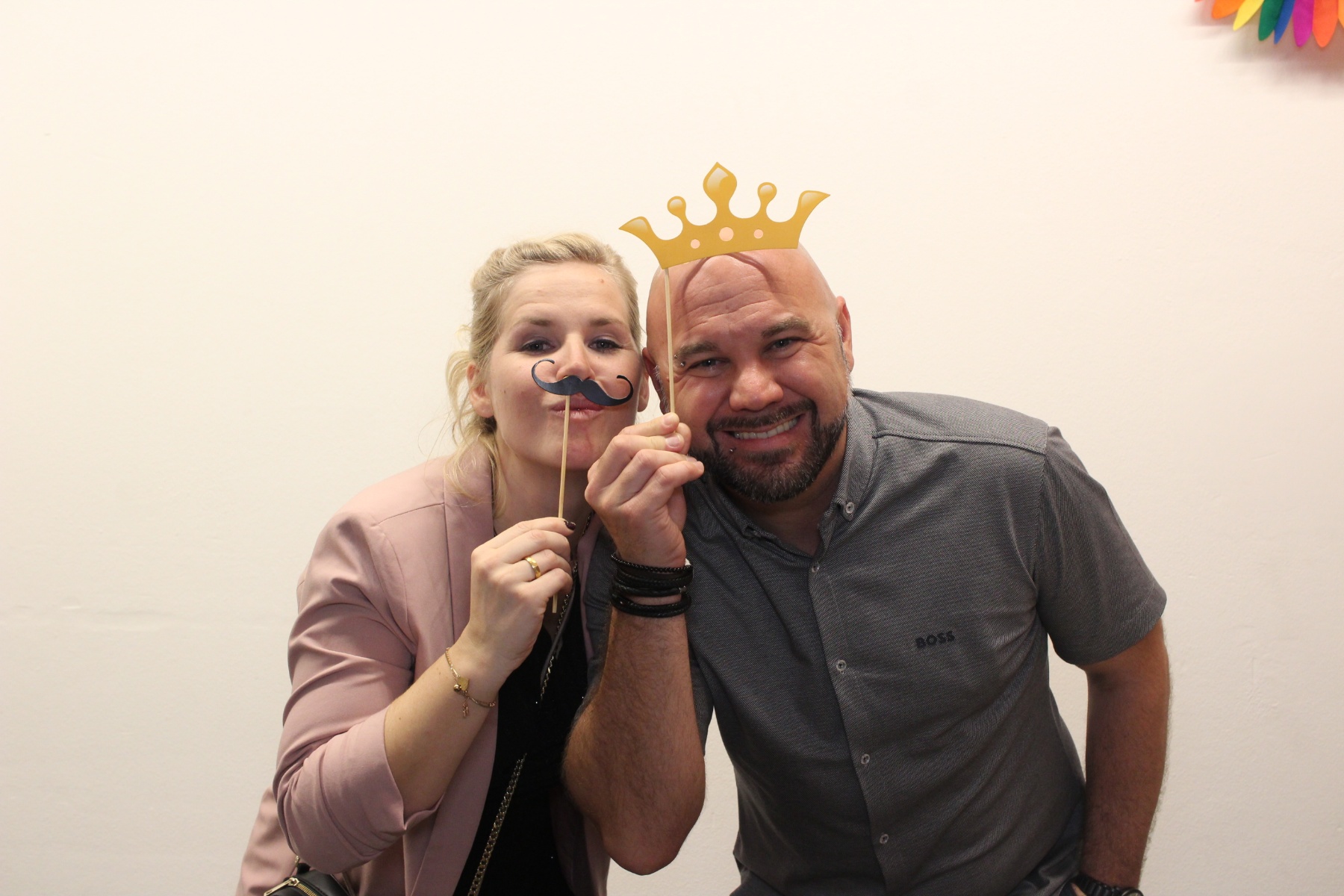 dtb2469297_B0426BB-FB_BD302218_209_1