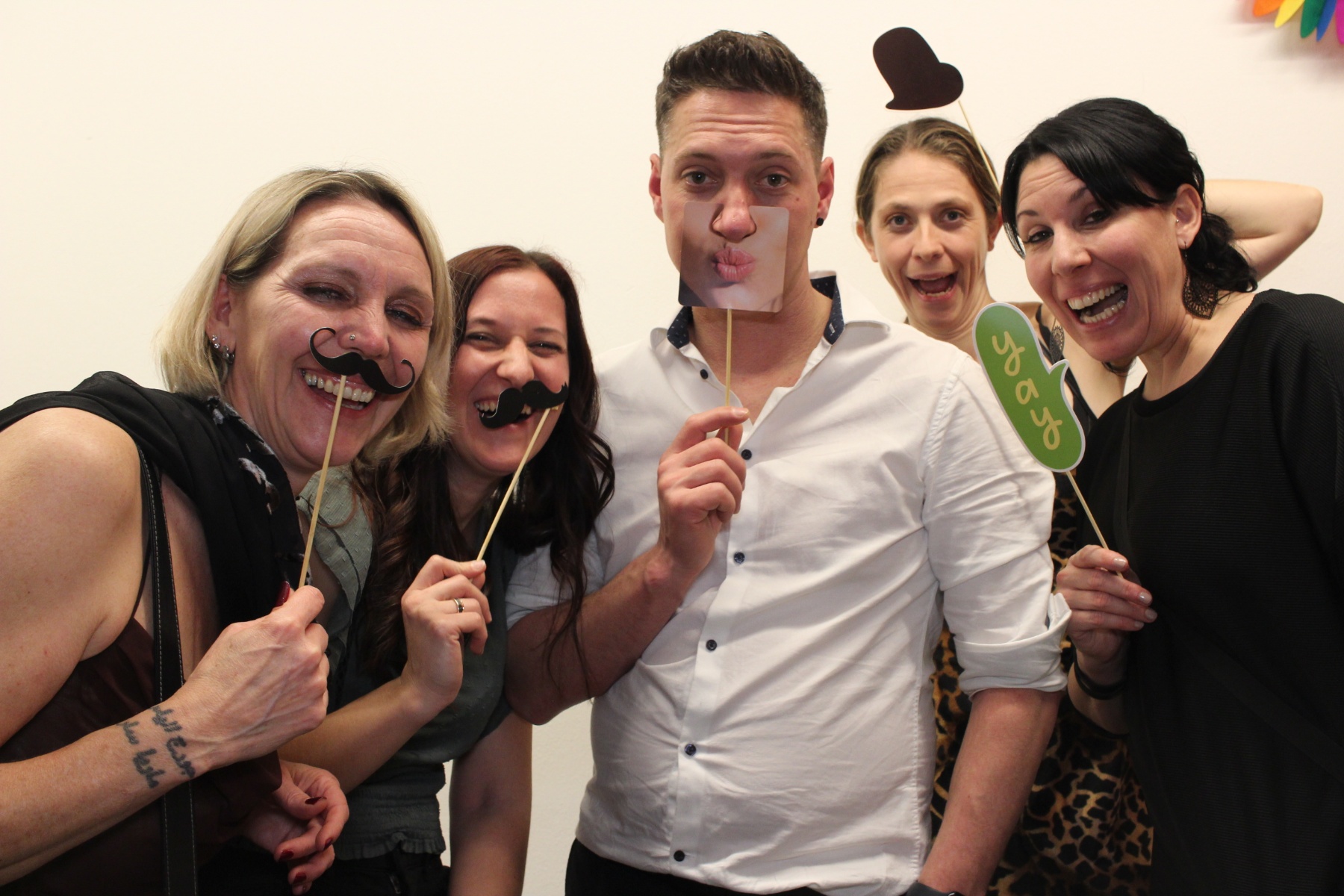 dtb2469297_B0426BB-FB_BD302218_212_1