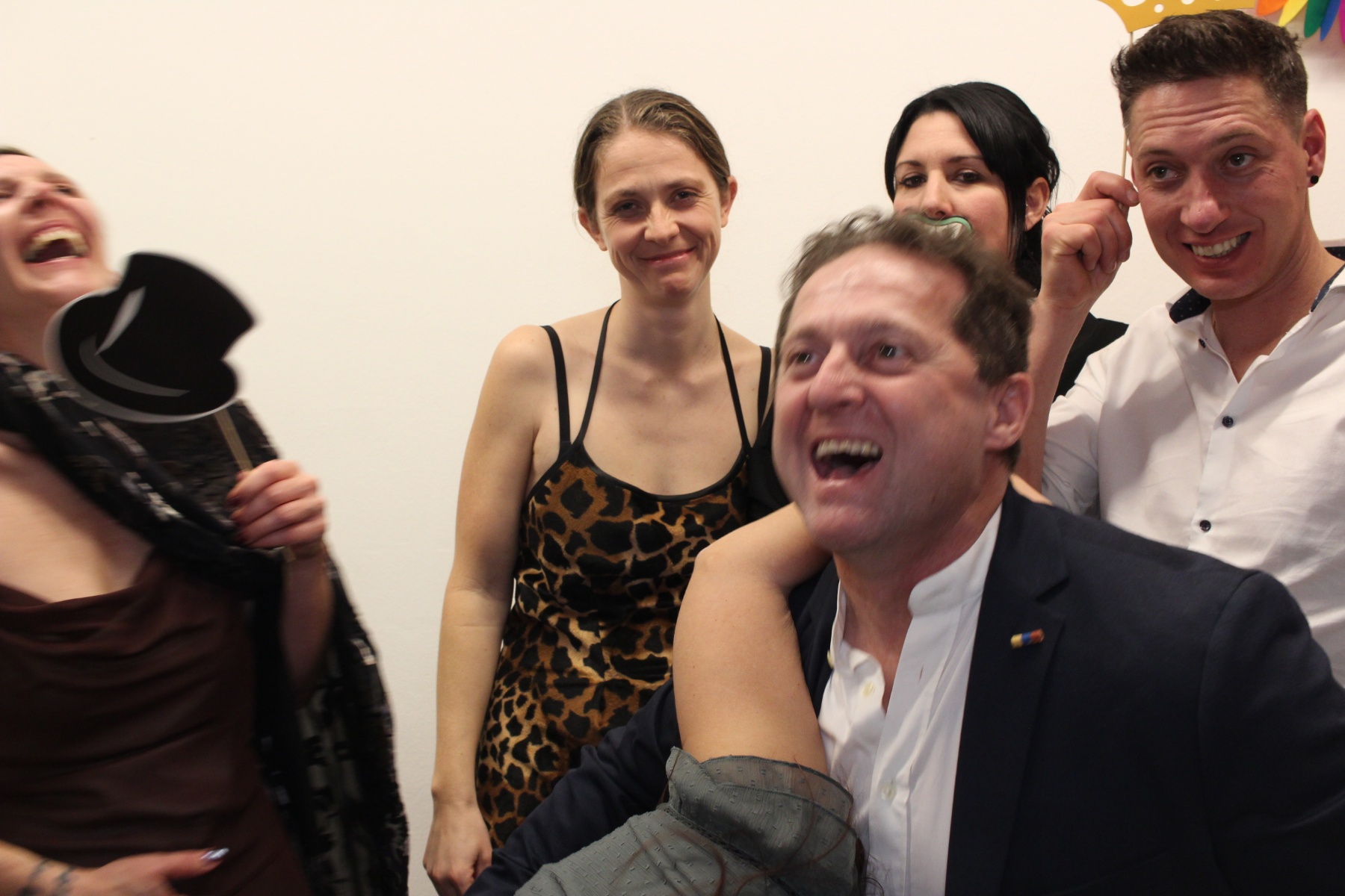 dtb2469297_B0426BB-FB_BD302218_214_1