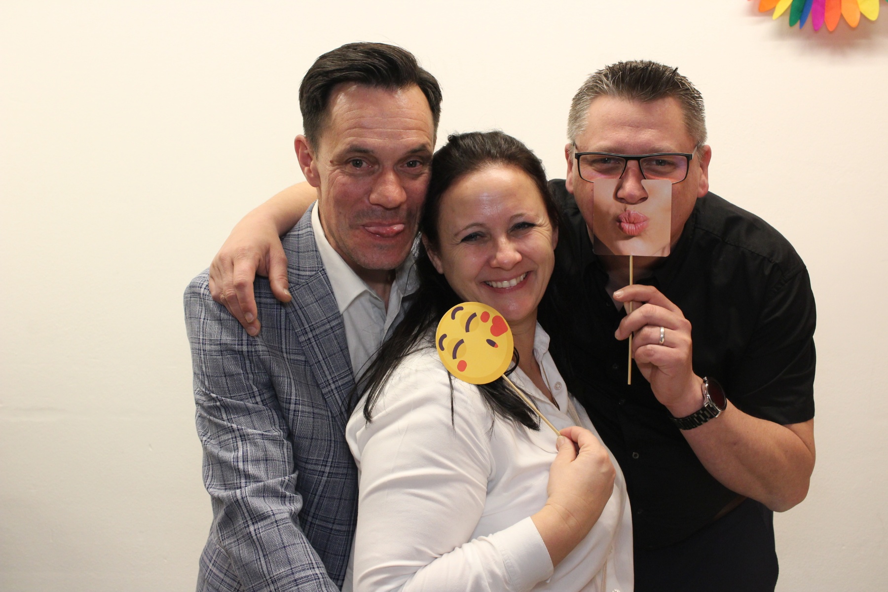 dtb2469297_B0426BB-FB_BD302218_218_1