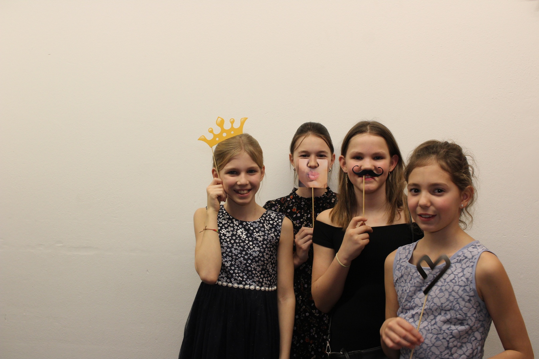 dtb2469297_B0426BB-FB_BD302218_71_1