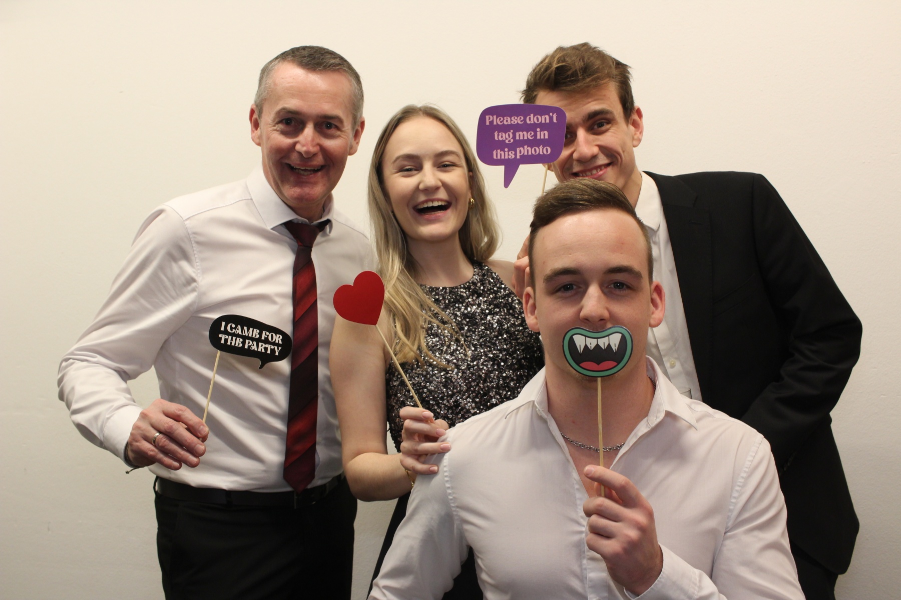 dtb2469297_B0426BB-FB_BD302218_88_1