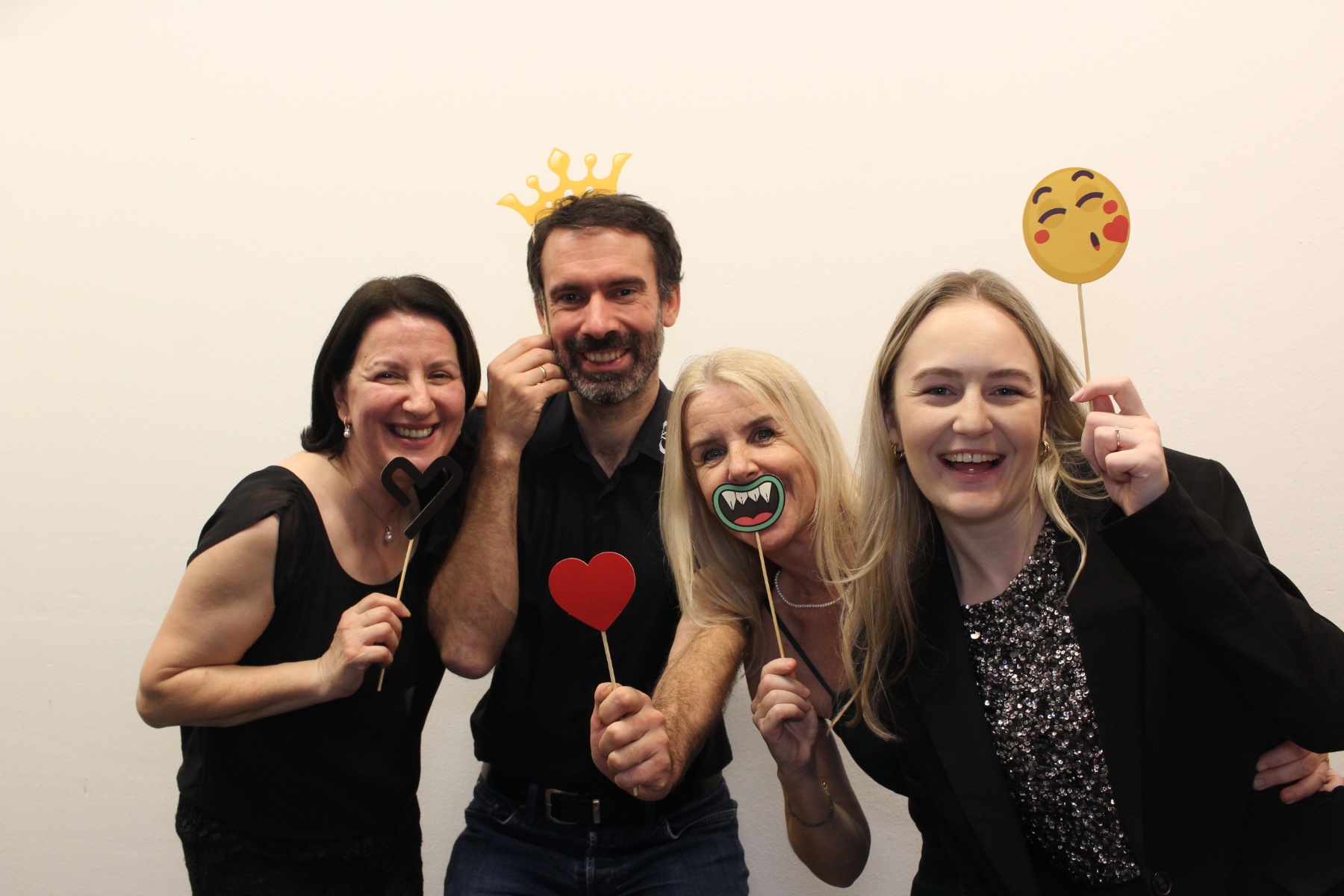 dtb2469297_B0426BB-FB_BD302218_94_1