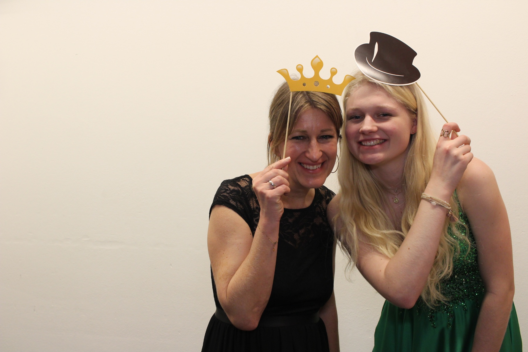 dtb2469297_B0426BB-FB_BD302218_97_1