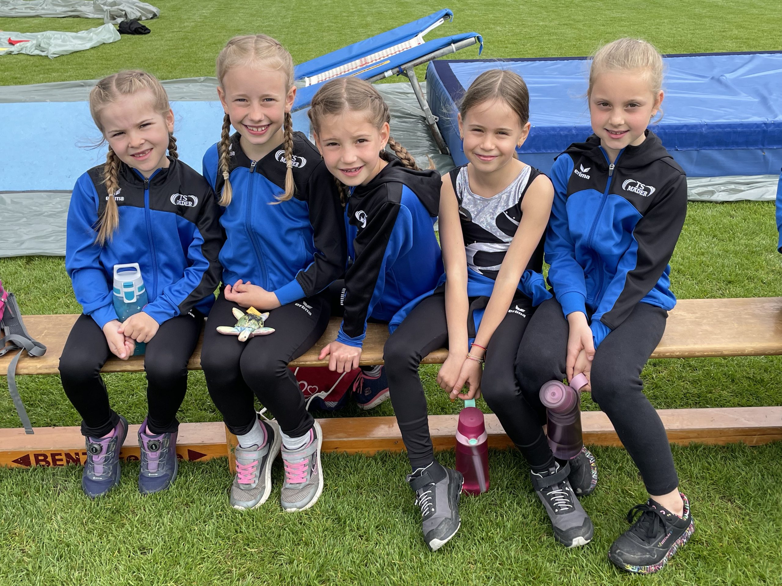 20250529_095529407_iOS