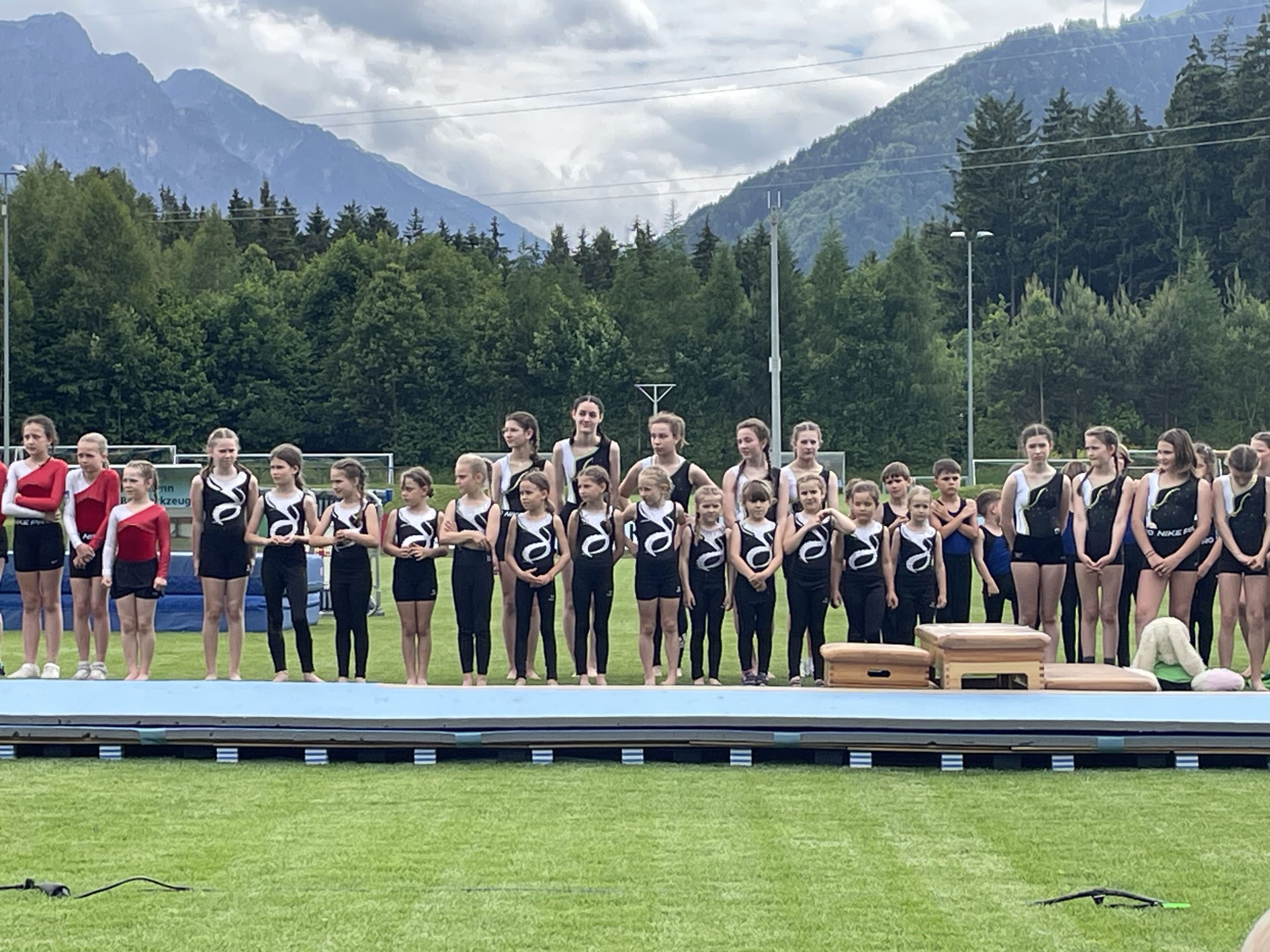 20250529_122524395_iOS