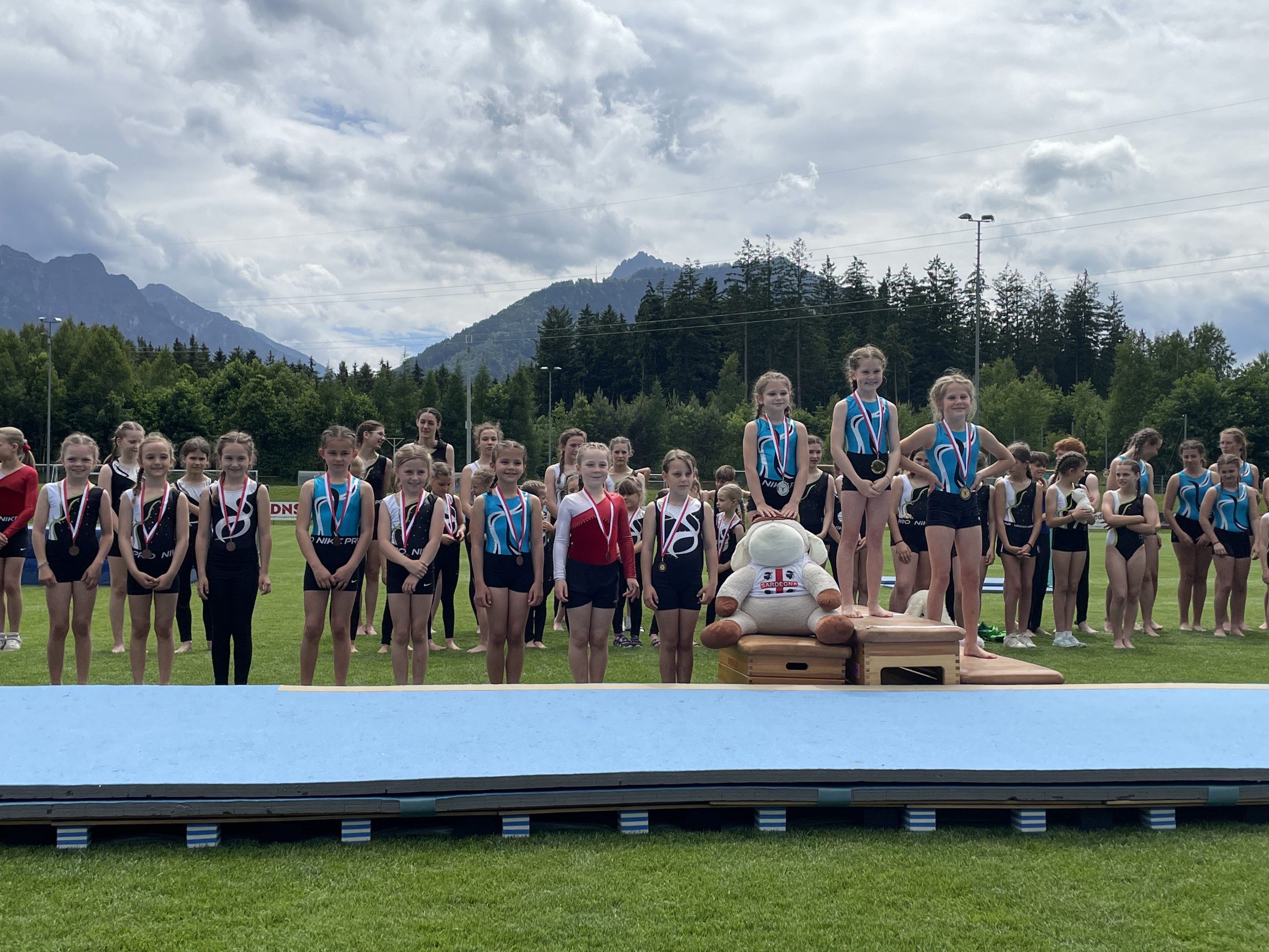 20250529_123200375_iOS