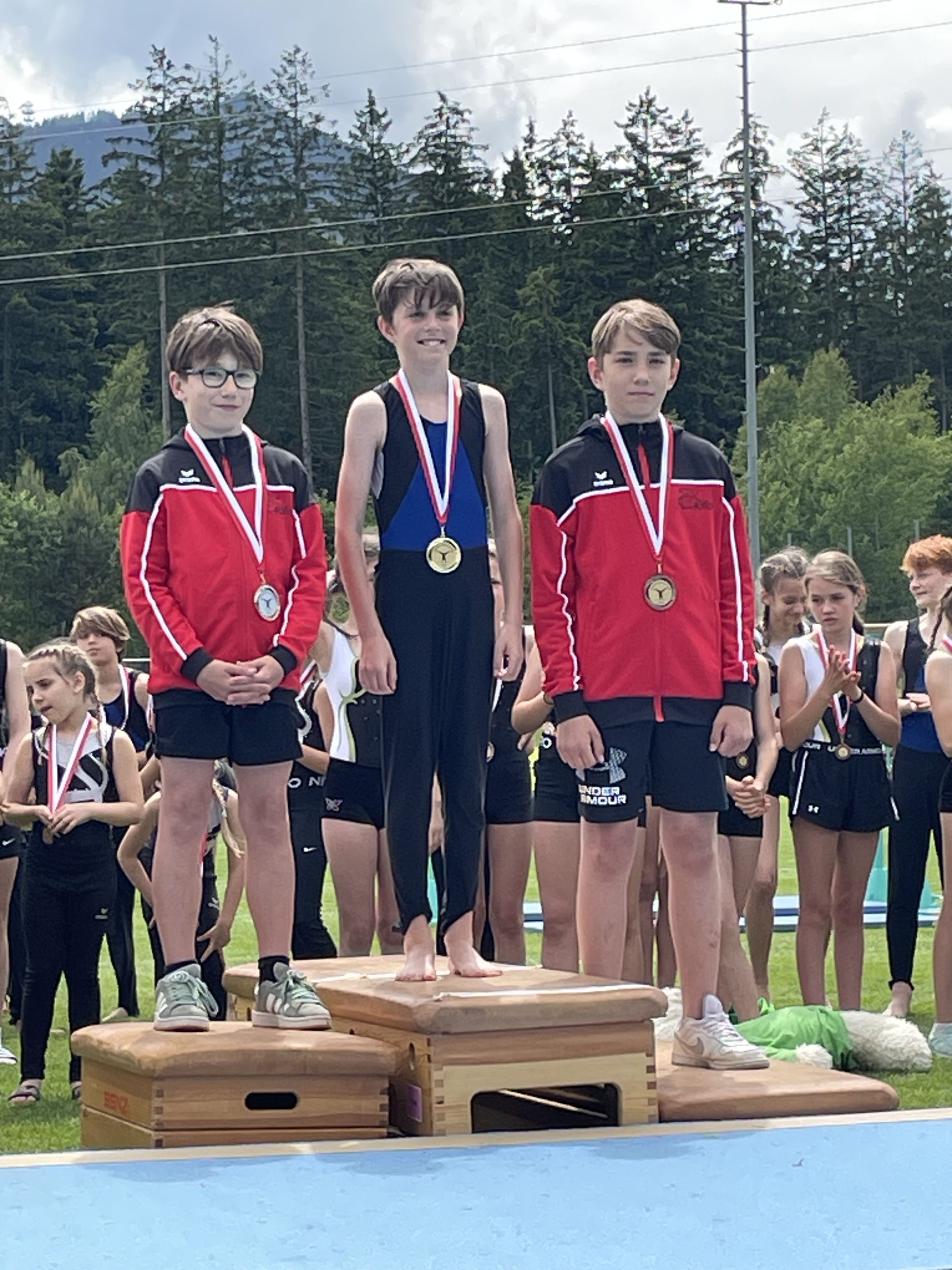 20250529_123903925_iOS