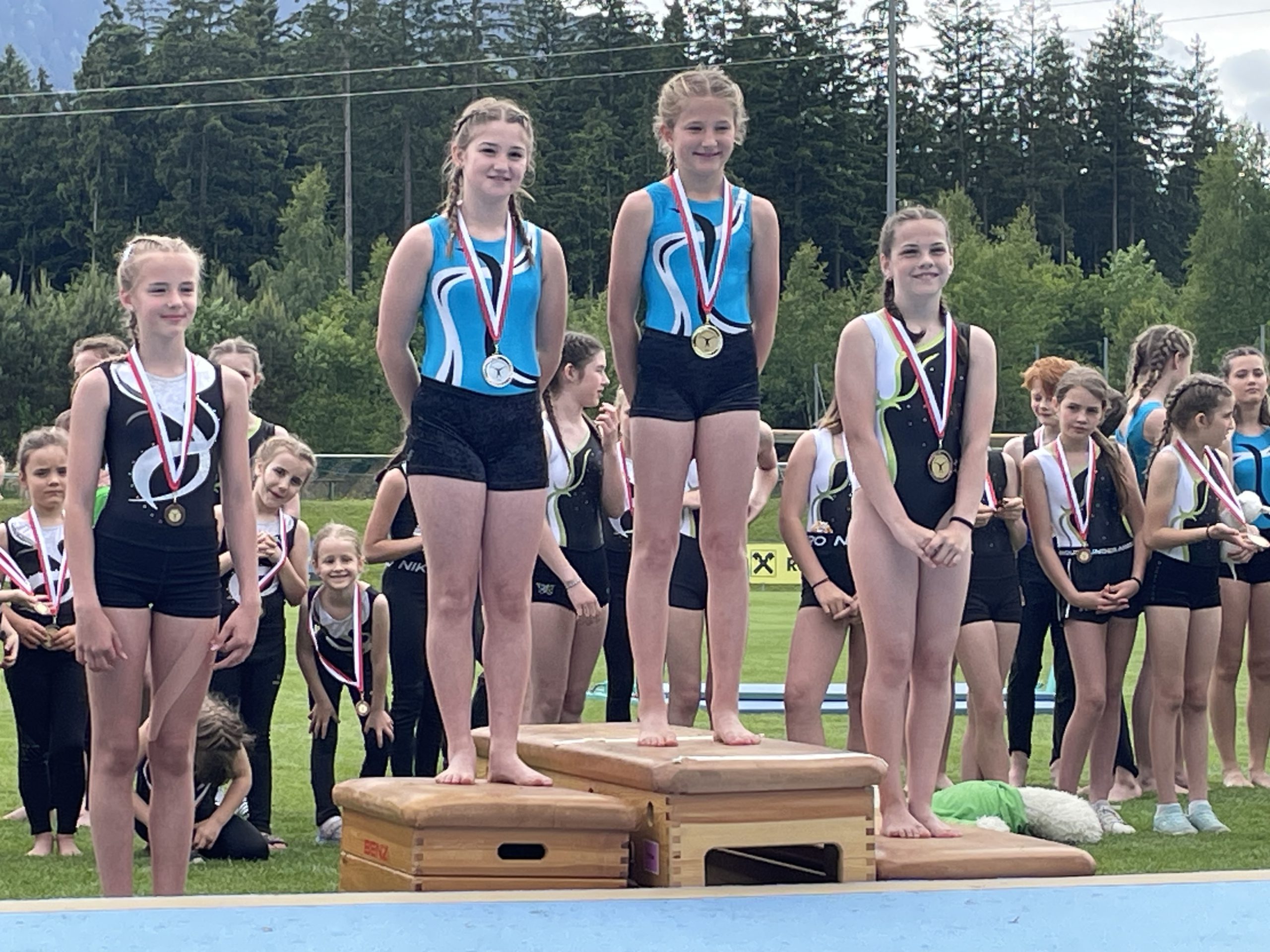 20250529_124329084_iOS