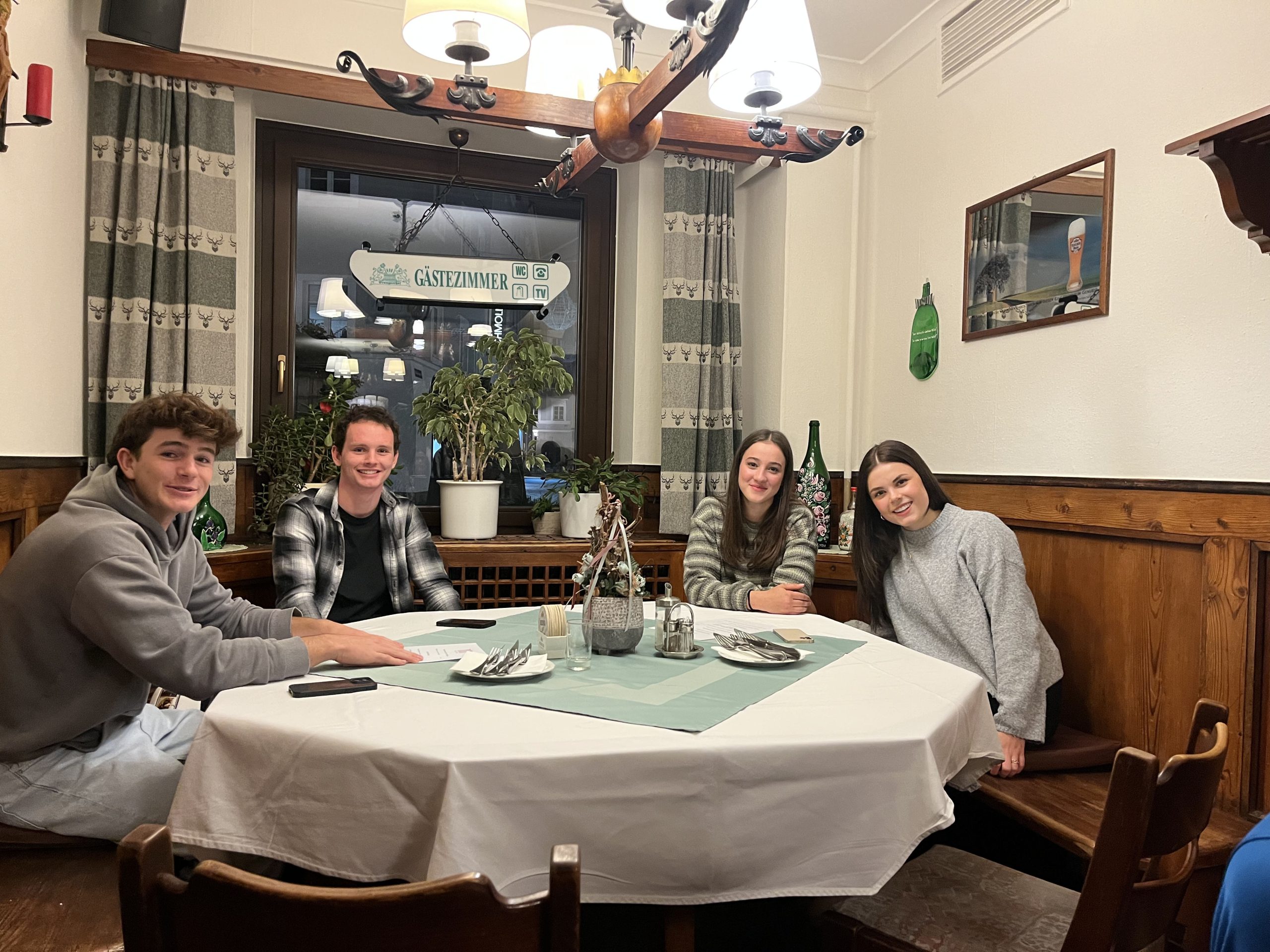 20251107_184036119_iOS