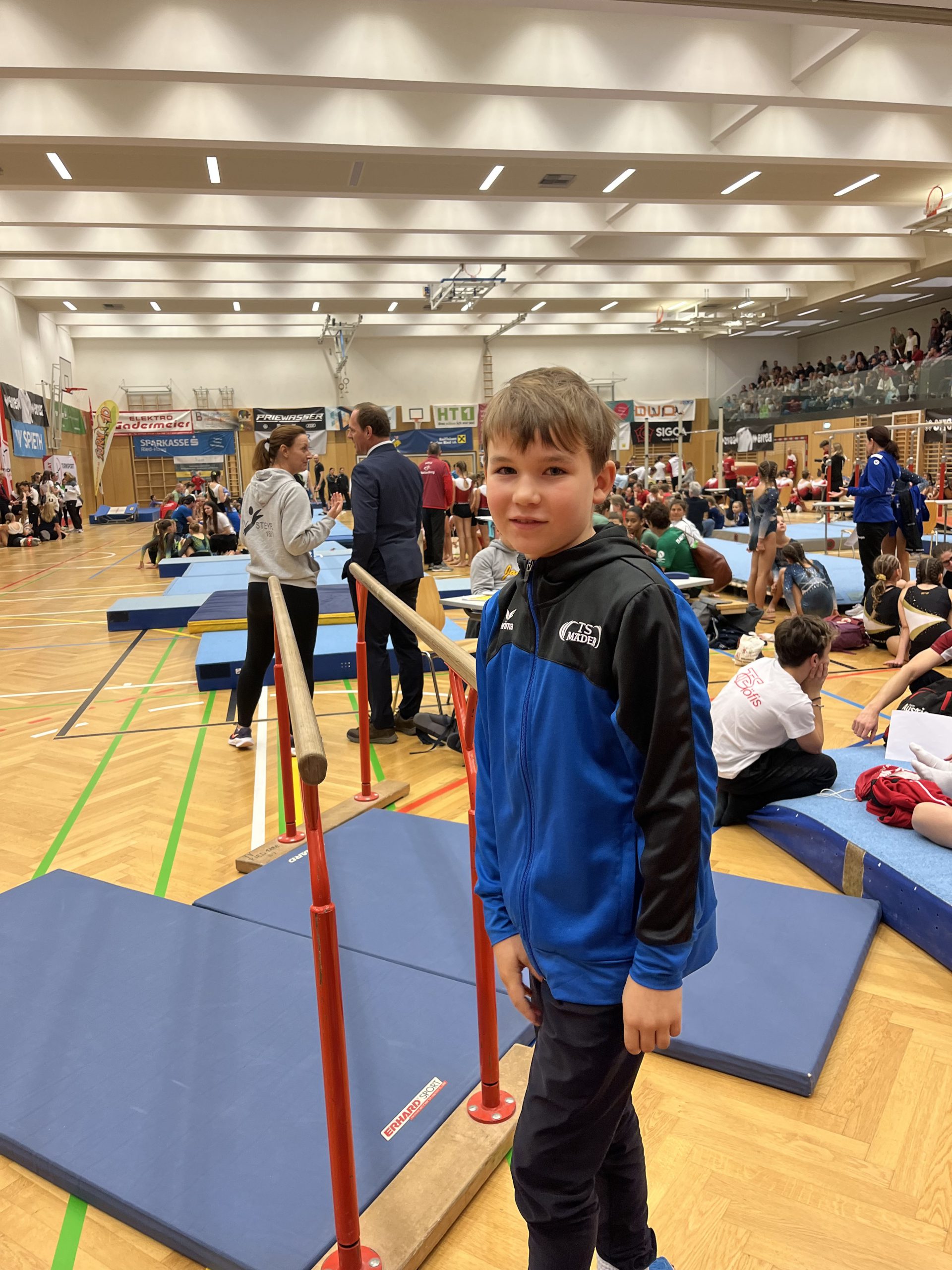 20251108_074654137_iOS