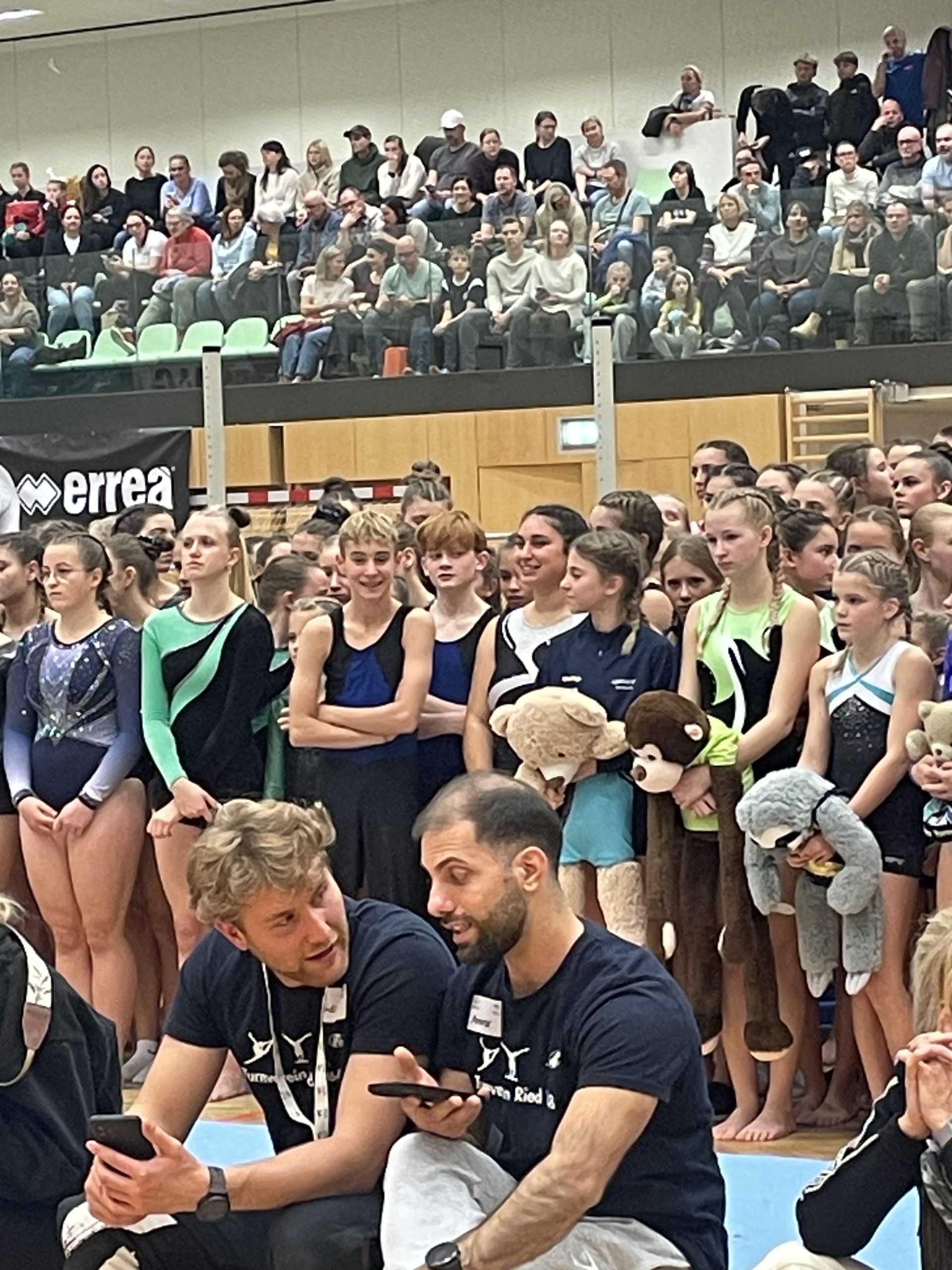 20251108_194739255_iOS